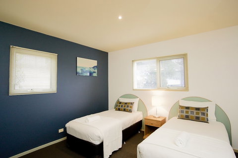PierView Apartments - Accommodation Newcastle 2