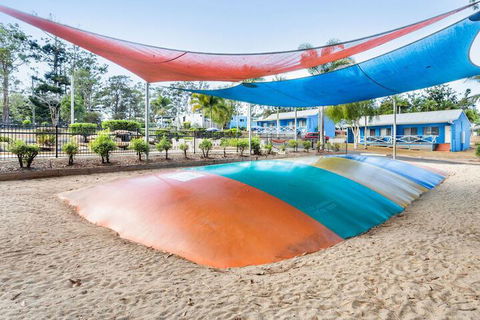 Lake Tinaroo Holiday Park - Accommodation Newcastle 2
