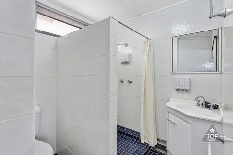 Lake Tinaroo Holiday Park - Accommodation Newcastle 7