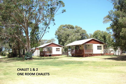 Ocean Beach Hideaway - Accommodation Newcastle 4