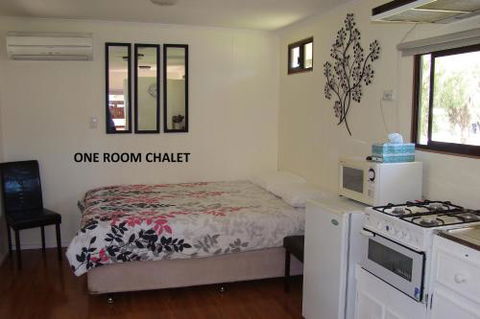 Ocean Beach Hideaway - Accommodation Newcastle 1