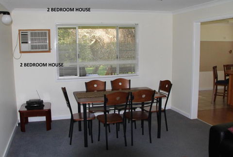 Ocean Beach Hideaway - Accommodation Newcastle 5