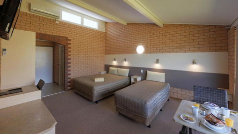 Tenterfield Motor Inn - Accommodation Newcastle 2