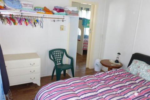 Kitches Cabin - Accommodation Newcastle 3