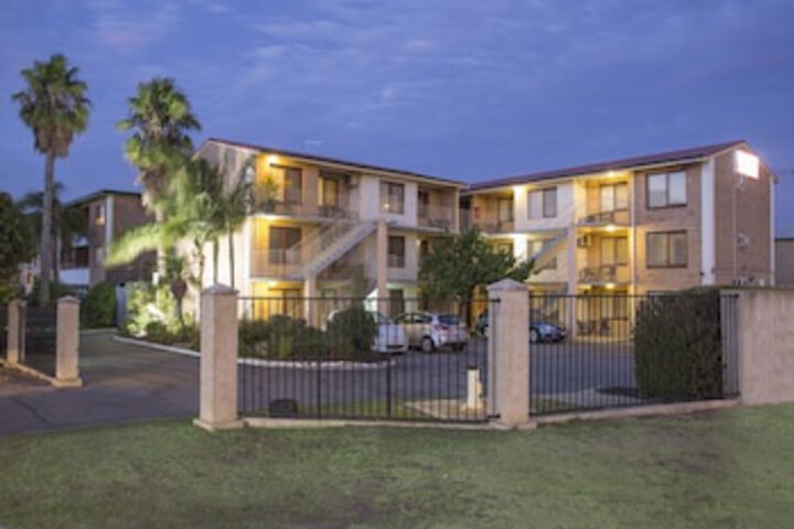 Maylands WA Accommodation Newcastle