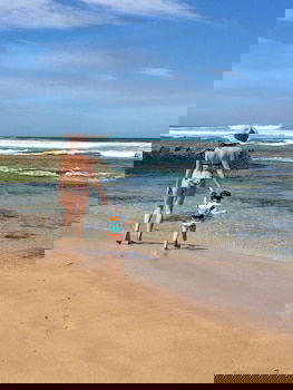 Spacious Seaviews - Accommodation Newcastle 6