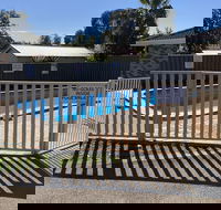 Golden Grain Motor Inn - Accommodation Newcastle