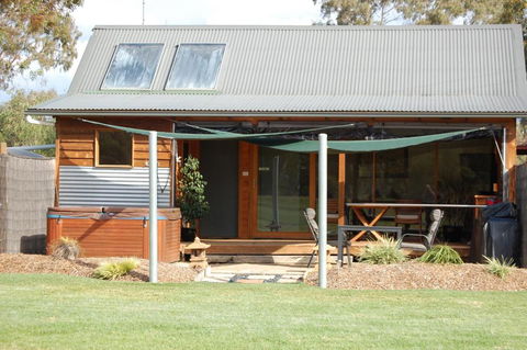 Goolwa Spa & River Retreat House - Accommodation Newcastle 3