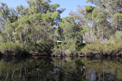 Che Sara Sara Chalets - Accommodation Newcastle 7
