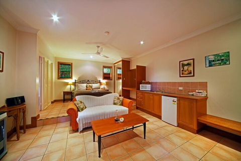 Eden House Retreat - Accommodation Newcastle 3