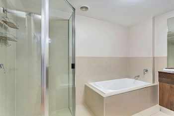 Park Royal - Accommodation Newcastle 4