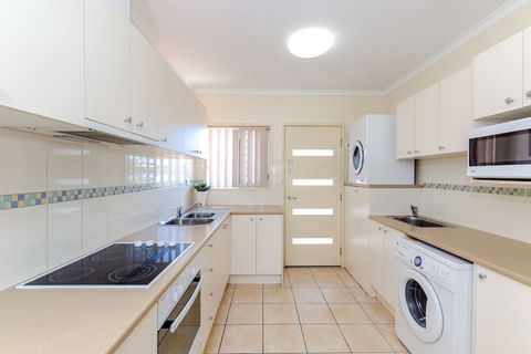 Como Apartments Gladstone - Accommodation Newcastle 6