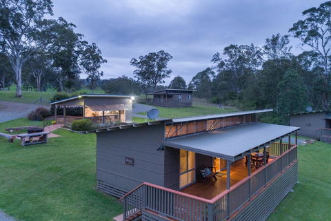 Barrington Riverside Cottages - Accommodation Newcastle 6