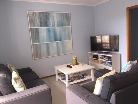 Salty Air Apartments Kingscote Kangaroo Island - Accommodation Newcastle 3