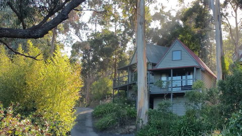 Great Ocean Road Cottages - Accommodation Newcastle 0