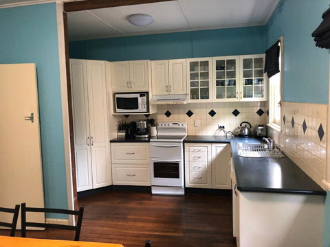 15 Clarke Street - Accommodation Newcastle 6