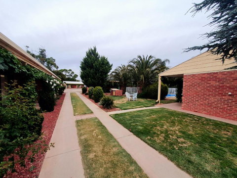 Roundhouse Motel - Accommodation Newcastle 4