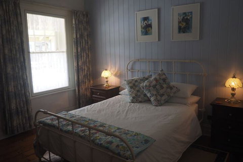 Cobblers Cottage B & B Accommodation - Accommodation Newcastle 3