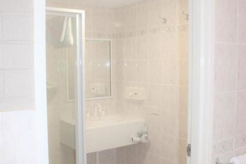 Canowindra Riverview Motel - Accommodation Newcastle 7