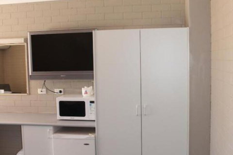 Canowindra Riverview Motel - Accommodation Newcastle 3