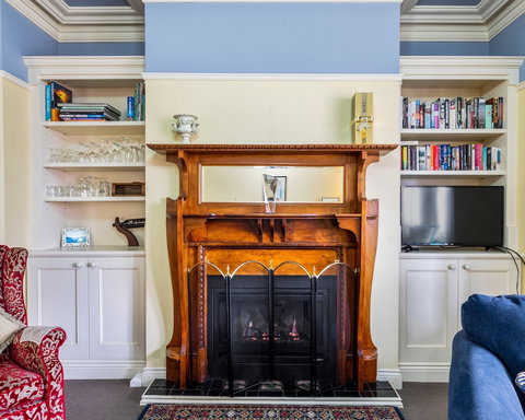 Bethany Manor Bed & Breakfast - Accommodation Newcastle 2