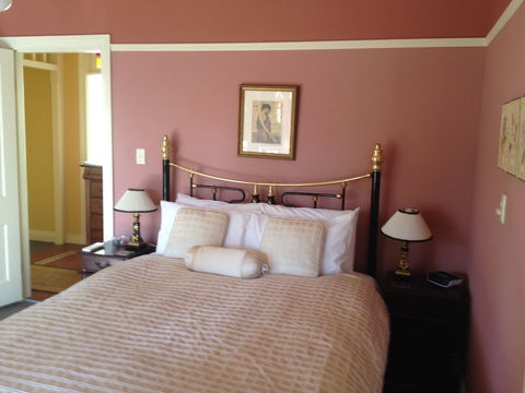 Bethany Manor Bed & Breakfast - Accommodation Newcastle 6