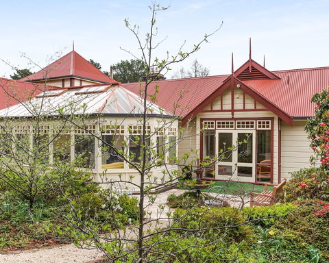 Bethany Manor Bed & Breakfast - Accommodation Newcastle 0