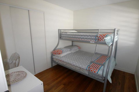 Allora 1 - Accommodation Newcastle 2