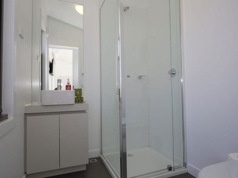Alpine Freedom - Accommodation Newcastle 1