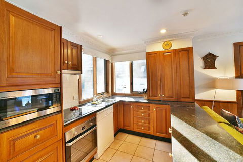 Bollygums - Accommodation Newcastle 4