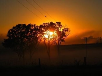 Lochinvar House B&B - Accommodation Newcastle 3