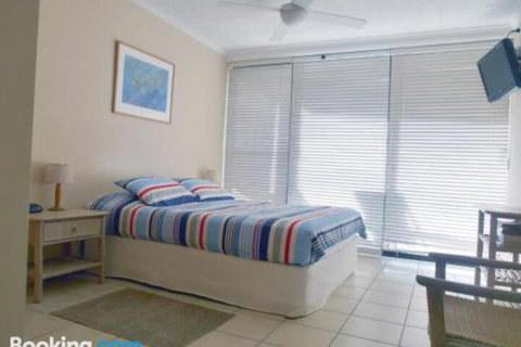 Cylinder Cove 1 - Accommodation Newcastle 4