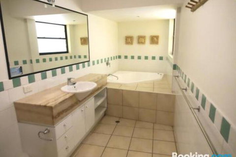 Cylinder Cove 1 - Accommodation Newcastle 3