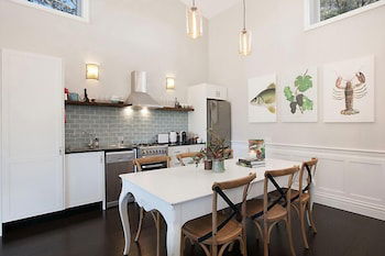 Block Eight - Accommodation Newcastle 6