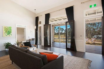 Block Eight - Accommodation Newcastle 3