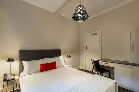 Como Court By Crest - Accommodation Newcastle 1