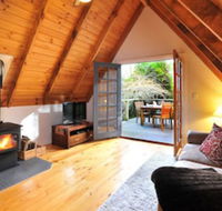 Santosa Cottage - Accommodation Newcastle