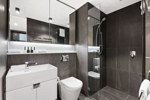 District South Yarra - Accommodation Newcastle 4