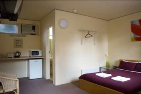 St Kilda Hostel - Accommodation Newcastle 1