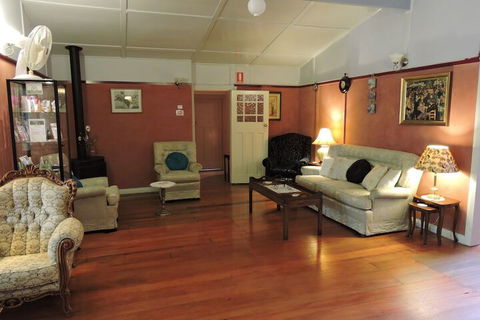 Kubba Roonga Guesthouse - Luxury Spa Retreat - Accommodation Newcastle 5