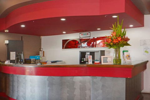 Mandurah Motel And Apartments - Accommodation Newcastle 4