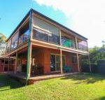 Kingfisher LakeHouse - Accommodation Newcastle