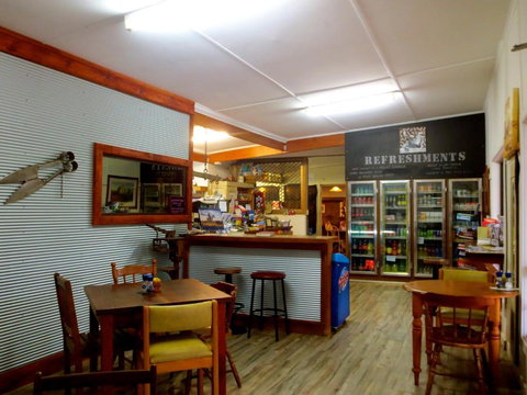 Willalooka Tavern - Accommodation Newcastle 3