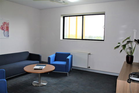 Western Sydney University Village Penrith - Accommodation Newcastle 2