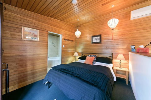 Hillside Country Retreat - Accommodation Newcastle 5