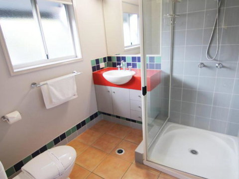 Beachside - Accommodation Newcastle 1