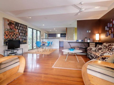 Straddie Beach House 2 - Accommodation Newcastle 3