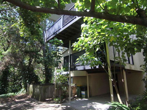 Straddie Beach House 2 - Accommodation Newcastle 2