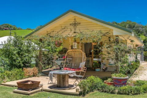 Baileys On Fernleigh - Accommodation Newcastle 0