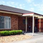 Wypinga B & B Pet Friendly - Accommodation Newcastle 0